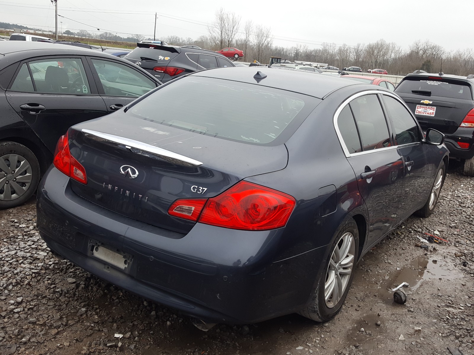 Photo 3 VIN: JN1CV6AP5AM204545 - INFINITI G37 BASE 