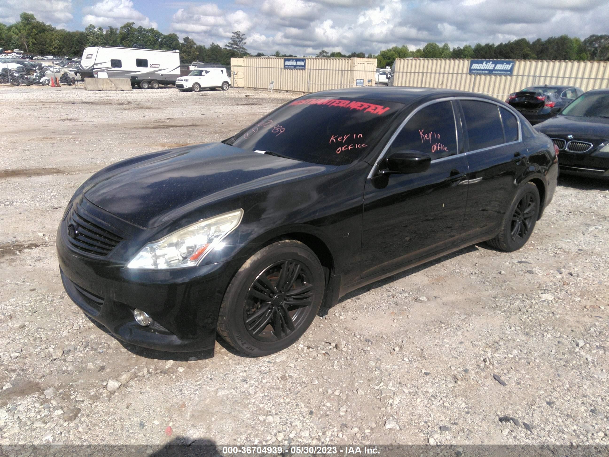 Photo 1 VIN: JN1CV6AP5FM500639 - INFINITI Q40 