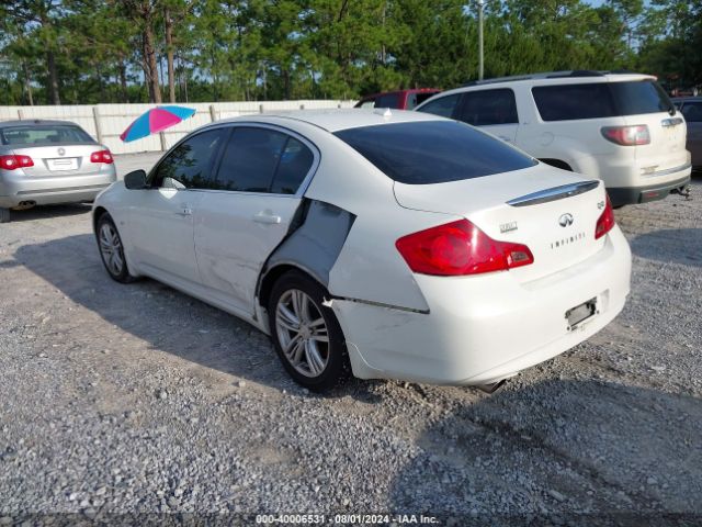 Photo 2 VIN: JN1CV6AP5FM501970 - INFINITI Q40 