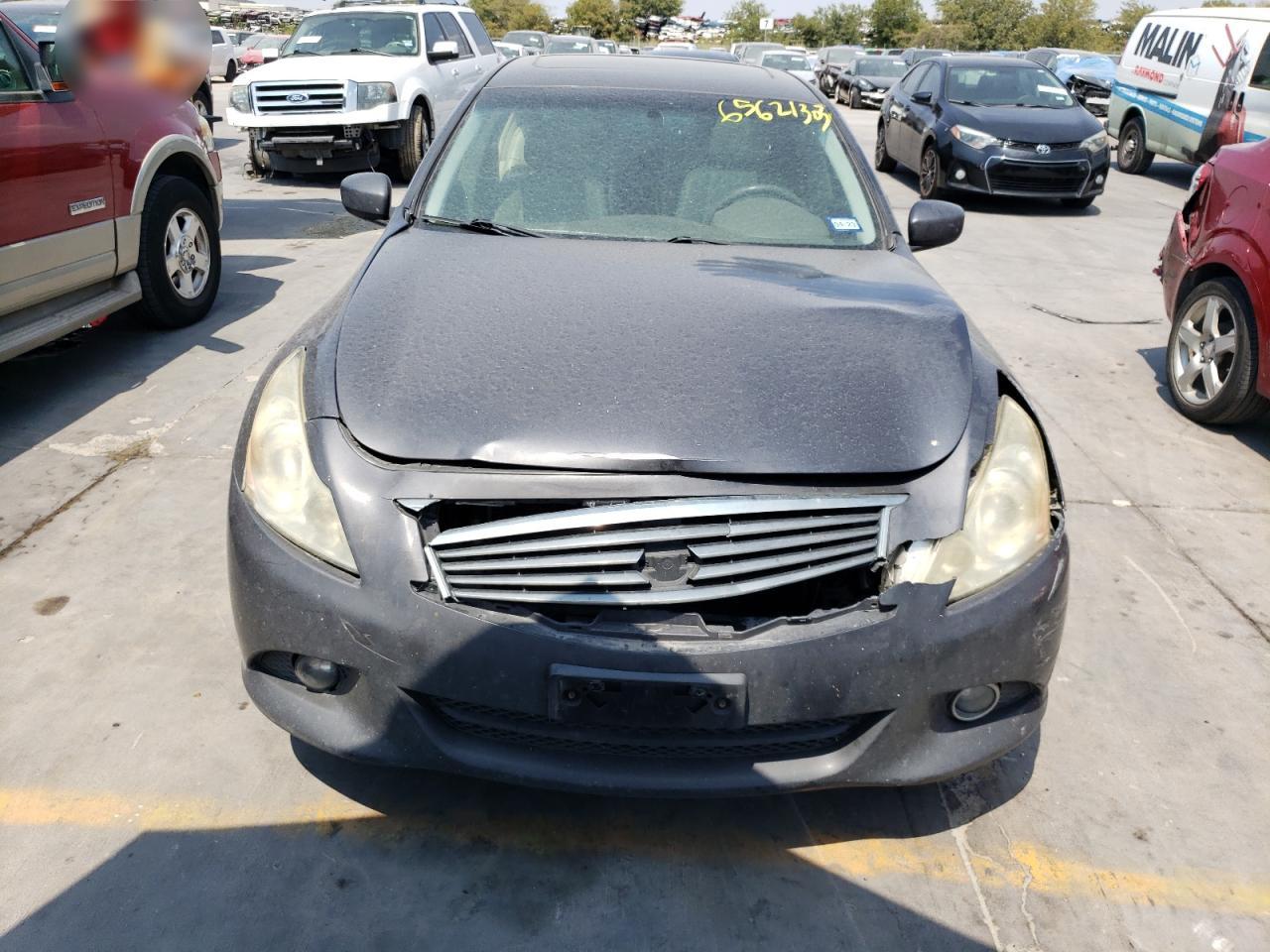 Photo 4 VIN: JN1CV6AP6AM202769 - INFINITI G 