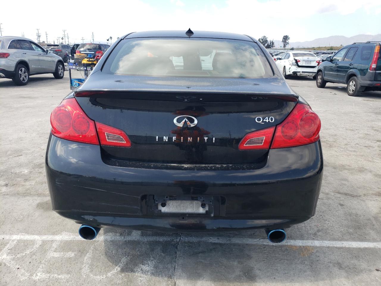 Photo 5 VIN: JN1CV6AP6FM501718 - INFINITI Q40 