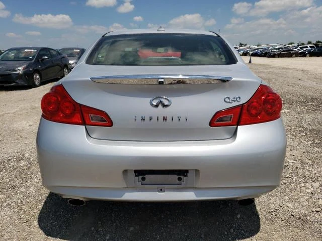 Photo 5 VIN: JN1CV6AP6FM502139 - INFINITI Q40 