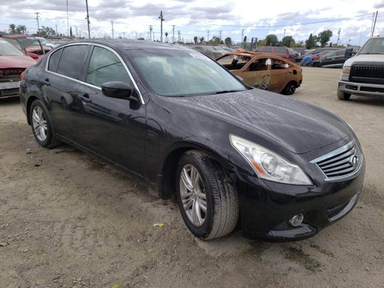 Photo 3 VIN: JN1CV6AP7DM711239 - INFINITI G 