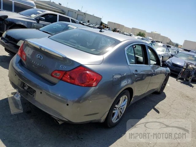 Photo 2 VIN: JN1CV6AP7DM724105 - INFINITI G 