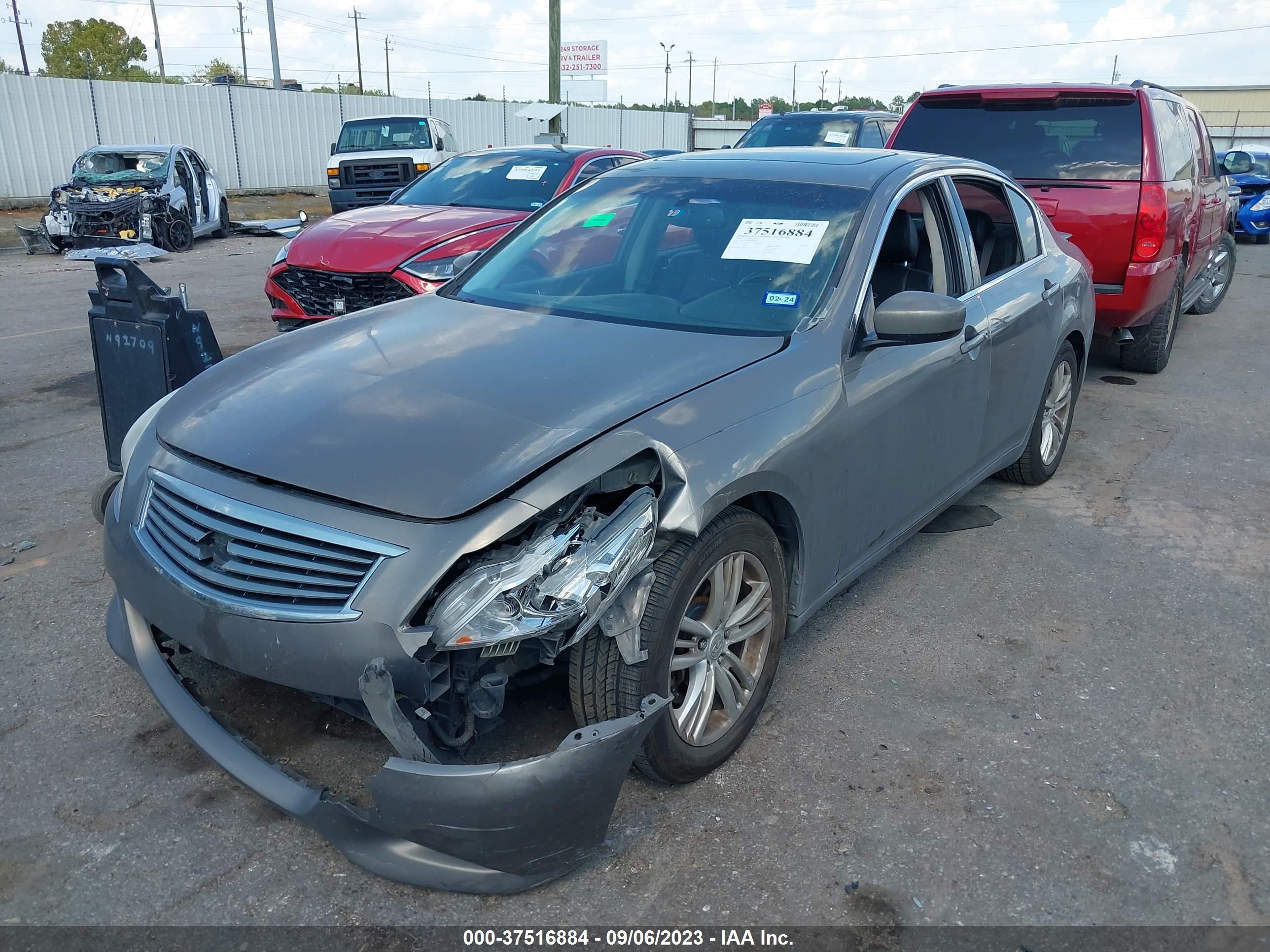 Photo 1 VIN: JN1CV6AP8AM200098 - INFINITI G 