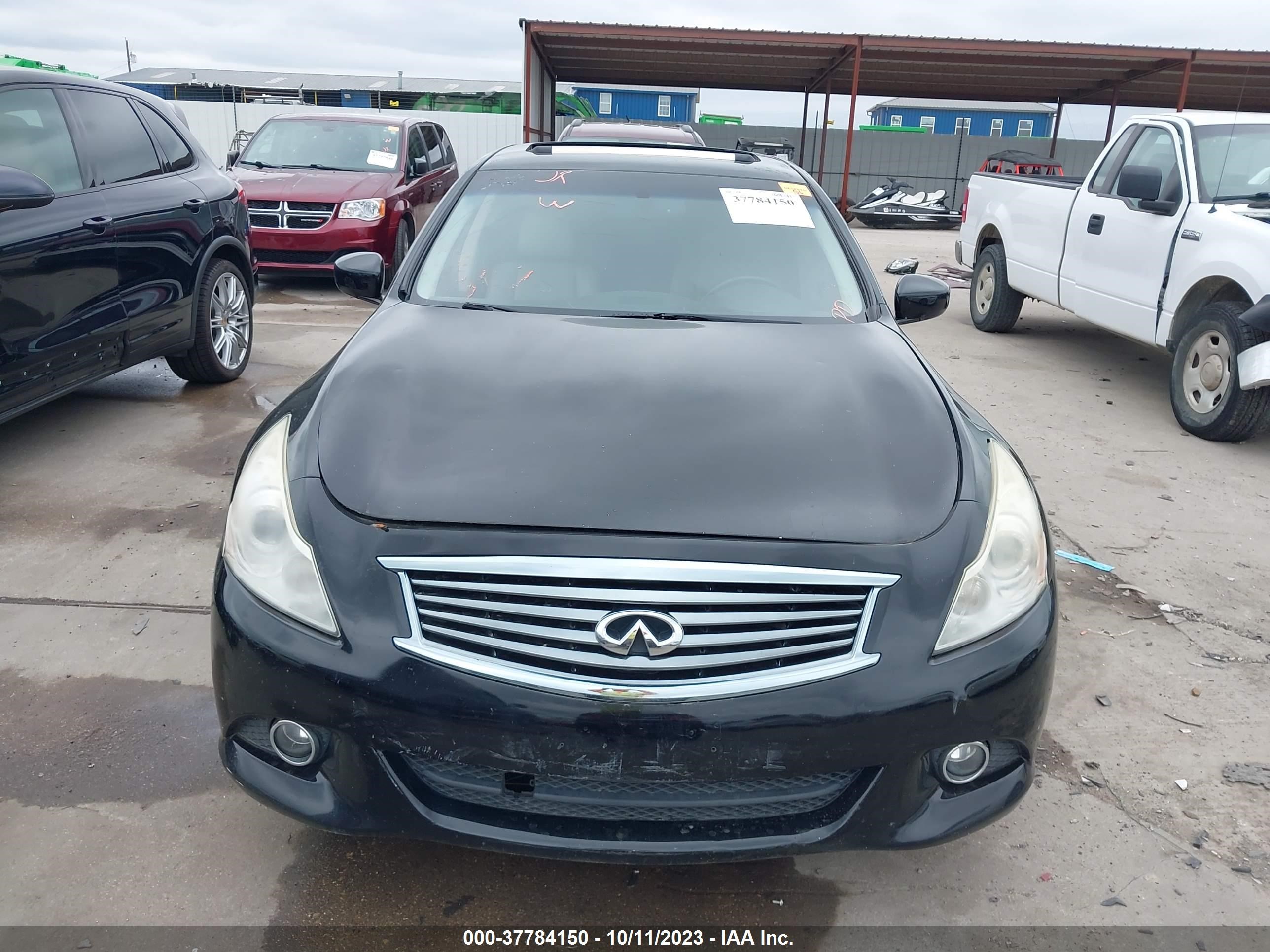 Photo 10 VIN: JN1CV6AP8CM931083 - INFINITI G 