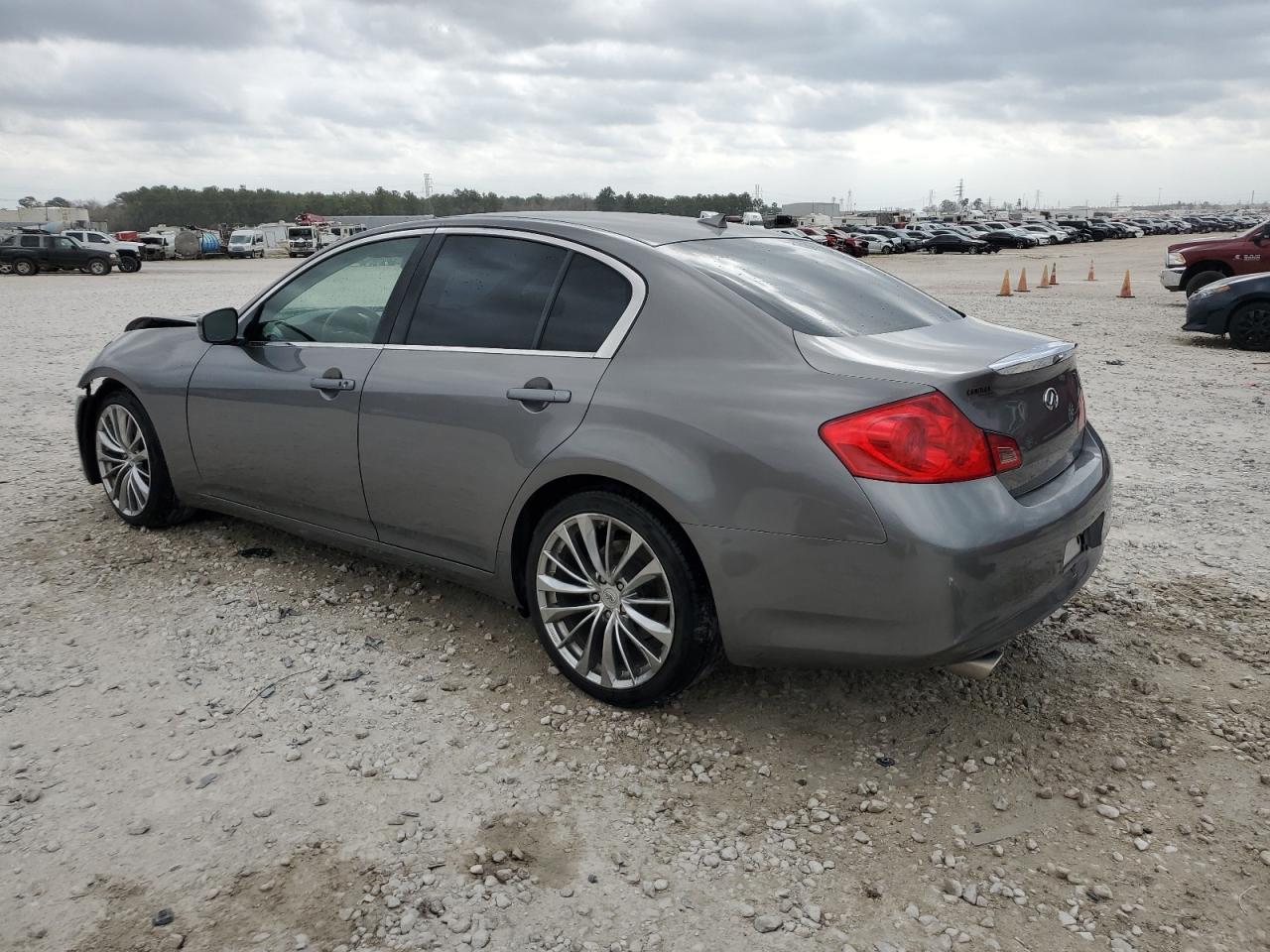 Photo 1 VIN: JN1CV6AP8DM724341 - INFINITI G 