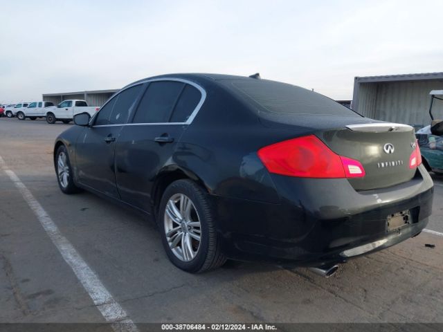 Photo 2 VIN: JN1CV6AP8FM501042 - INFINITI Q40 