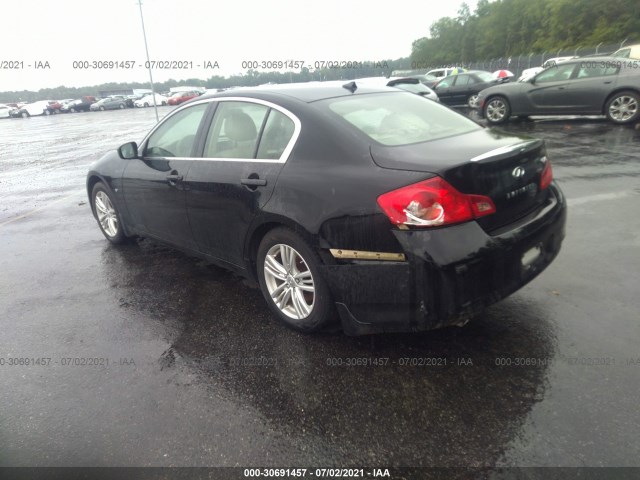 Photo 2 VIN: JN1CV6AP9FM503611 - INFINITI Q40 