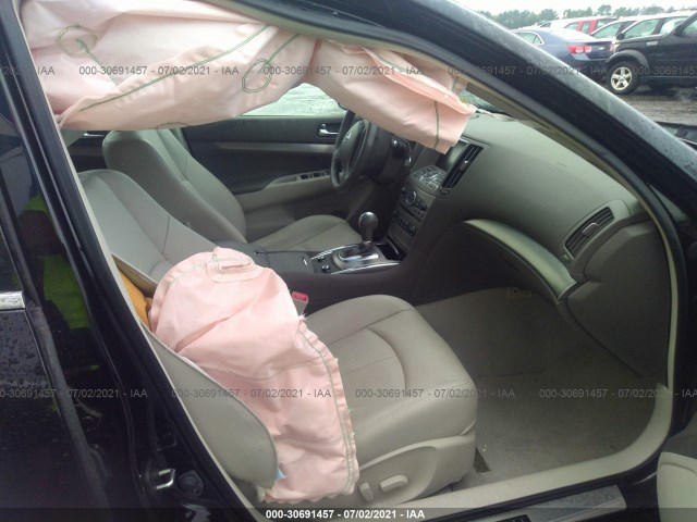 Photo 4 VIN: JN1CV6AP9FM503611 - INFINITI Q40 