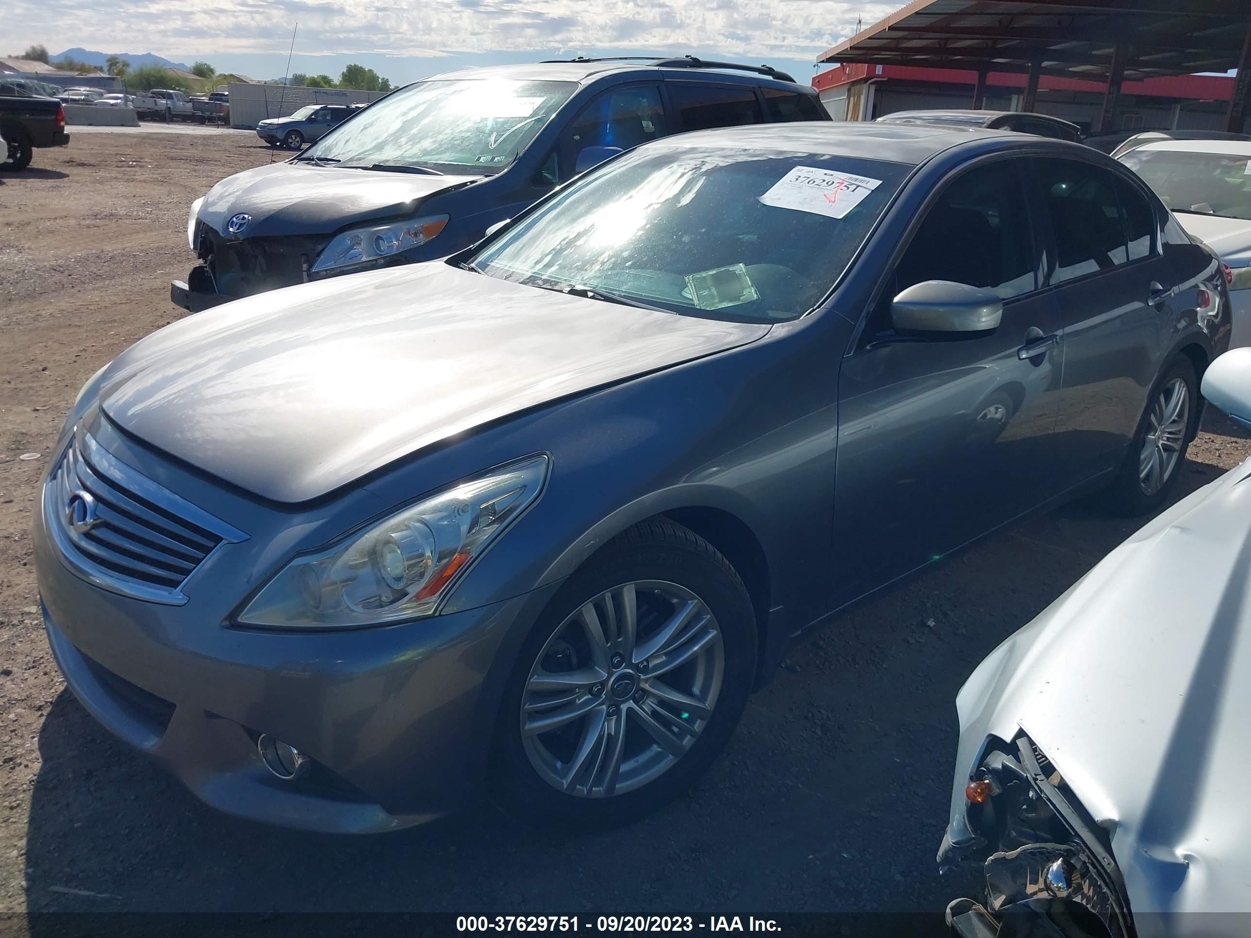 Photo 1 VIN: JN1CV6APXDM715379 - INFINITI G 