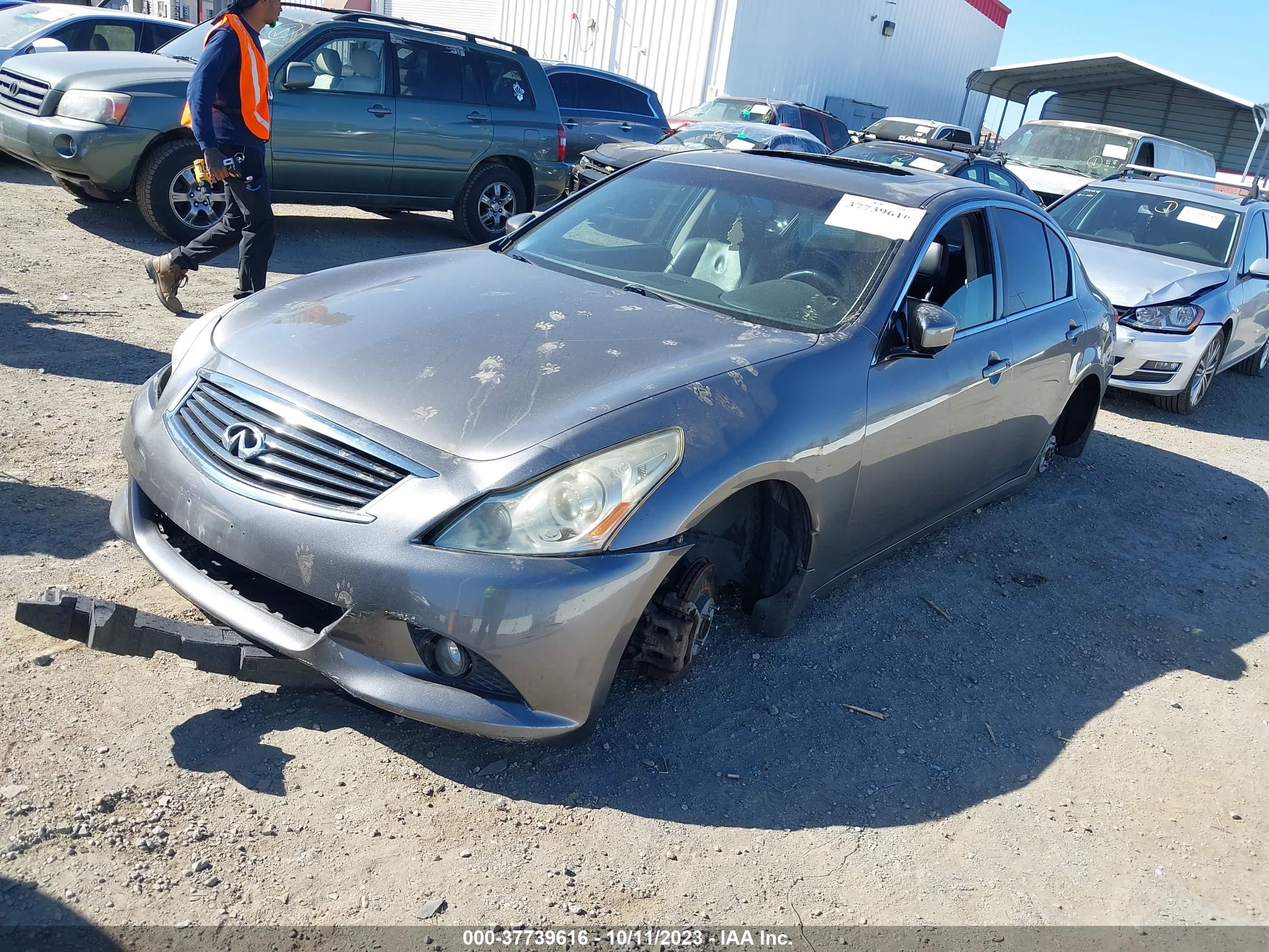 Photo 1 VIN: JN1CV6APXDM716256 - INFINITI G 