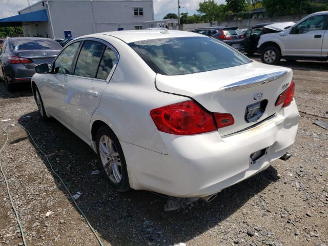 Photo 2 VIN: JN1CV6APXFM502659 - INFINITI Q40 