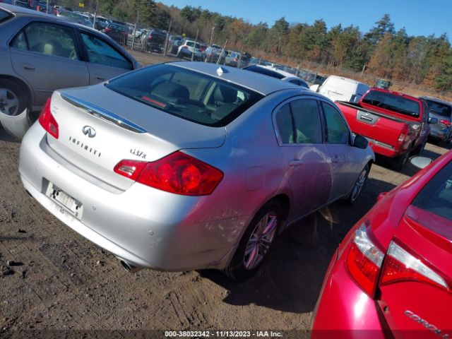 Photo 3 VIN: JN1CV6AR0CM676589 - INFINITI G37X 