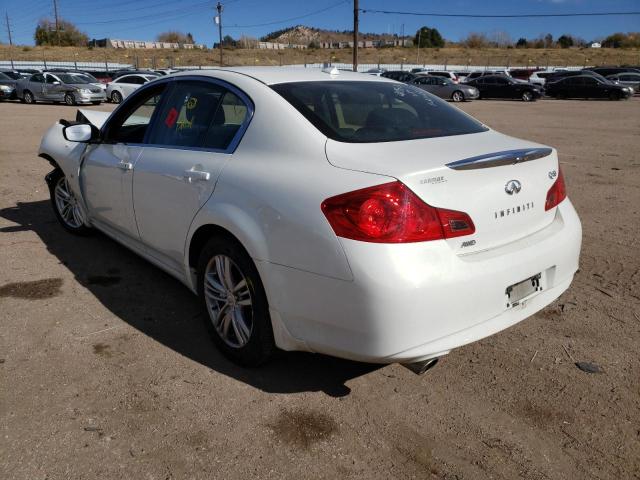 Photo 2 VIN: JN1CV6AR0FM650806 - INFINITI Q40 