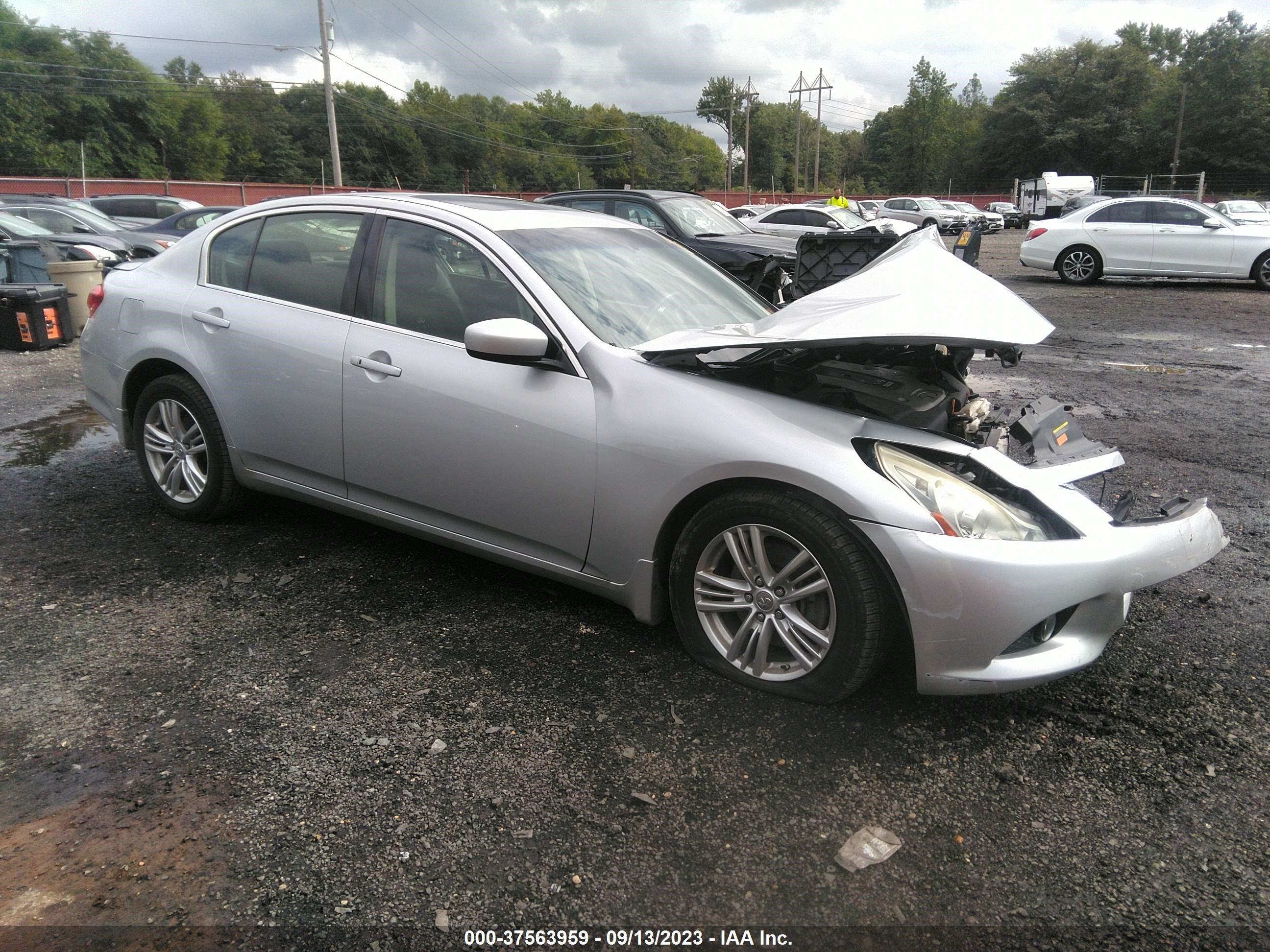 Photo 0 VIN: JN1CV6AR1BM412716 - INFINITI G 