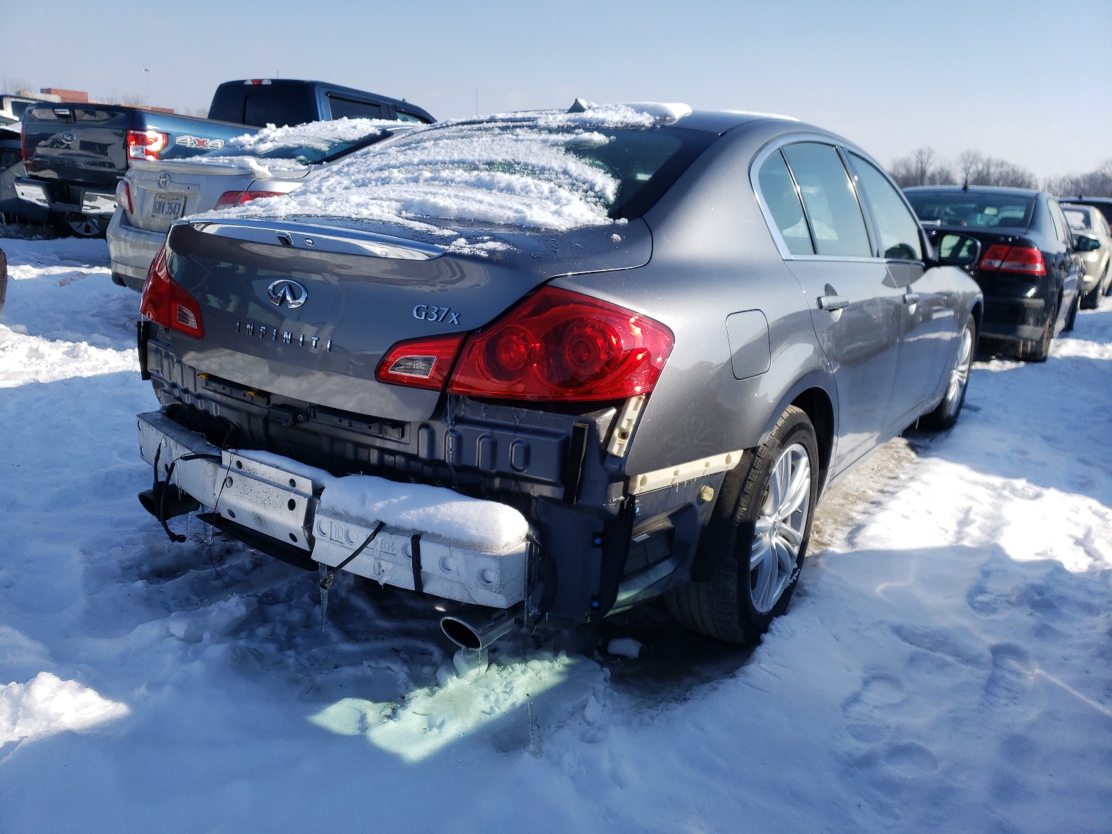 Photo 3 VIN: JN1CV6AR1CM676617 - INFINITI G37 