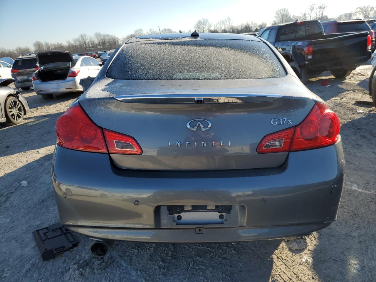 Photo 5 VIN: JN1CV6AR1CM682577 - INFINITI G 