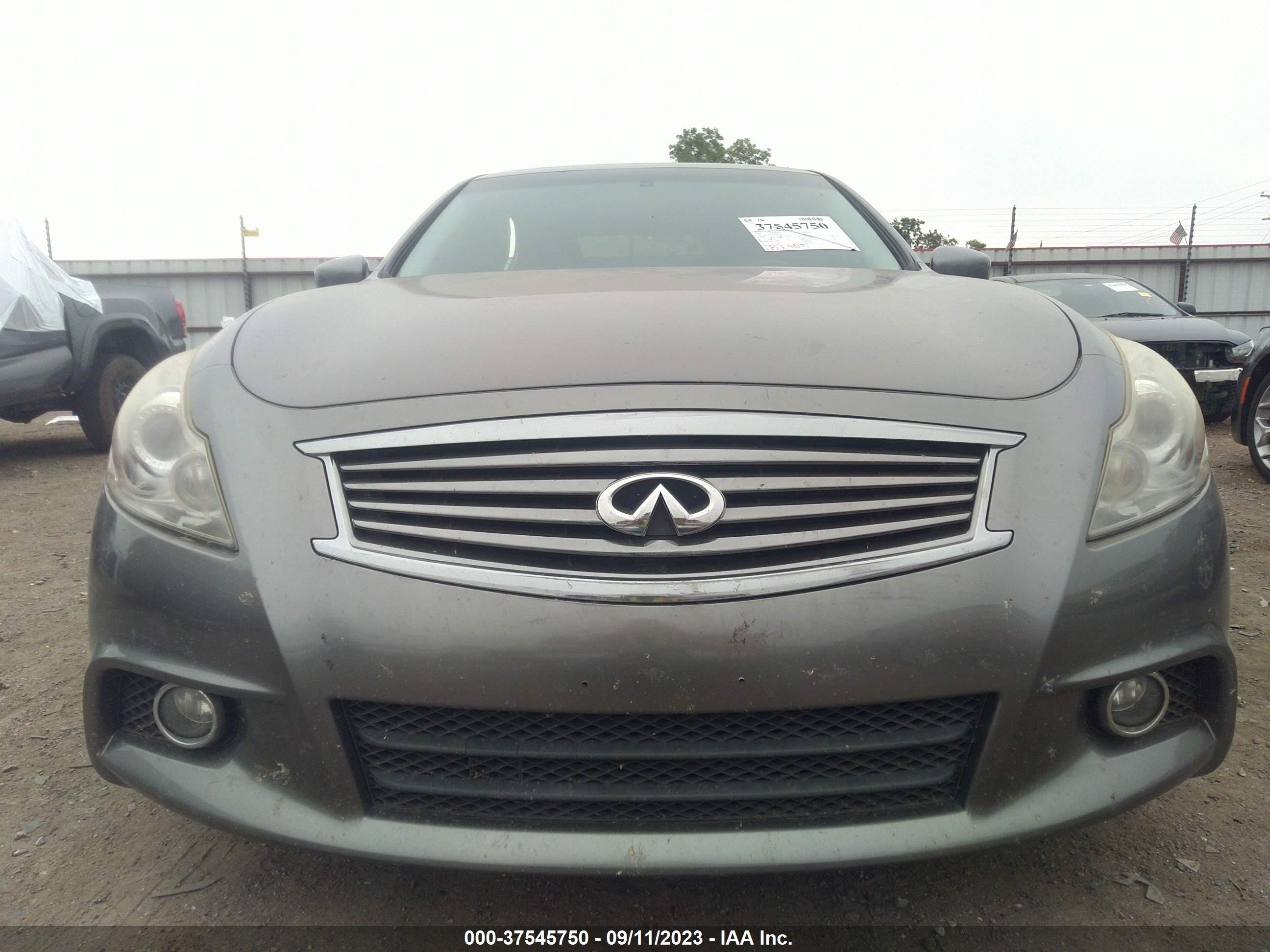 Photo 12 VIN: JN1CV6AR1DM752371 - INFINITI G 