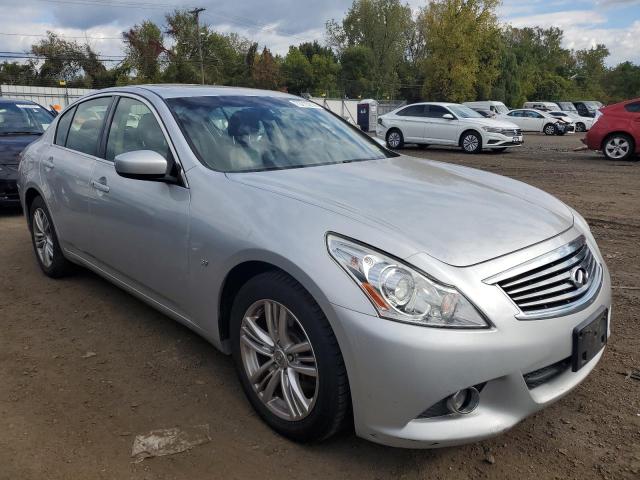 Photo 3 VIN: JN1CV6AR1FM520890 - INFINITI Q40 