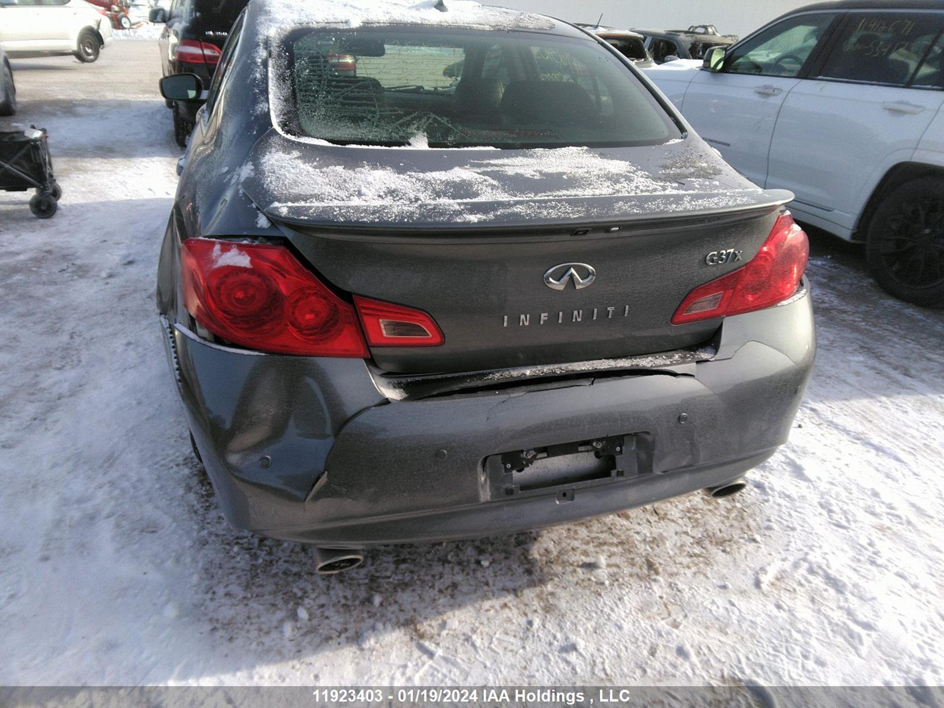 Photo 5 VIN: JN1CV6AR2DM353937 - INFINITI G 