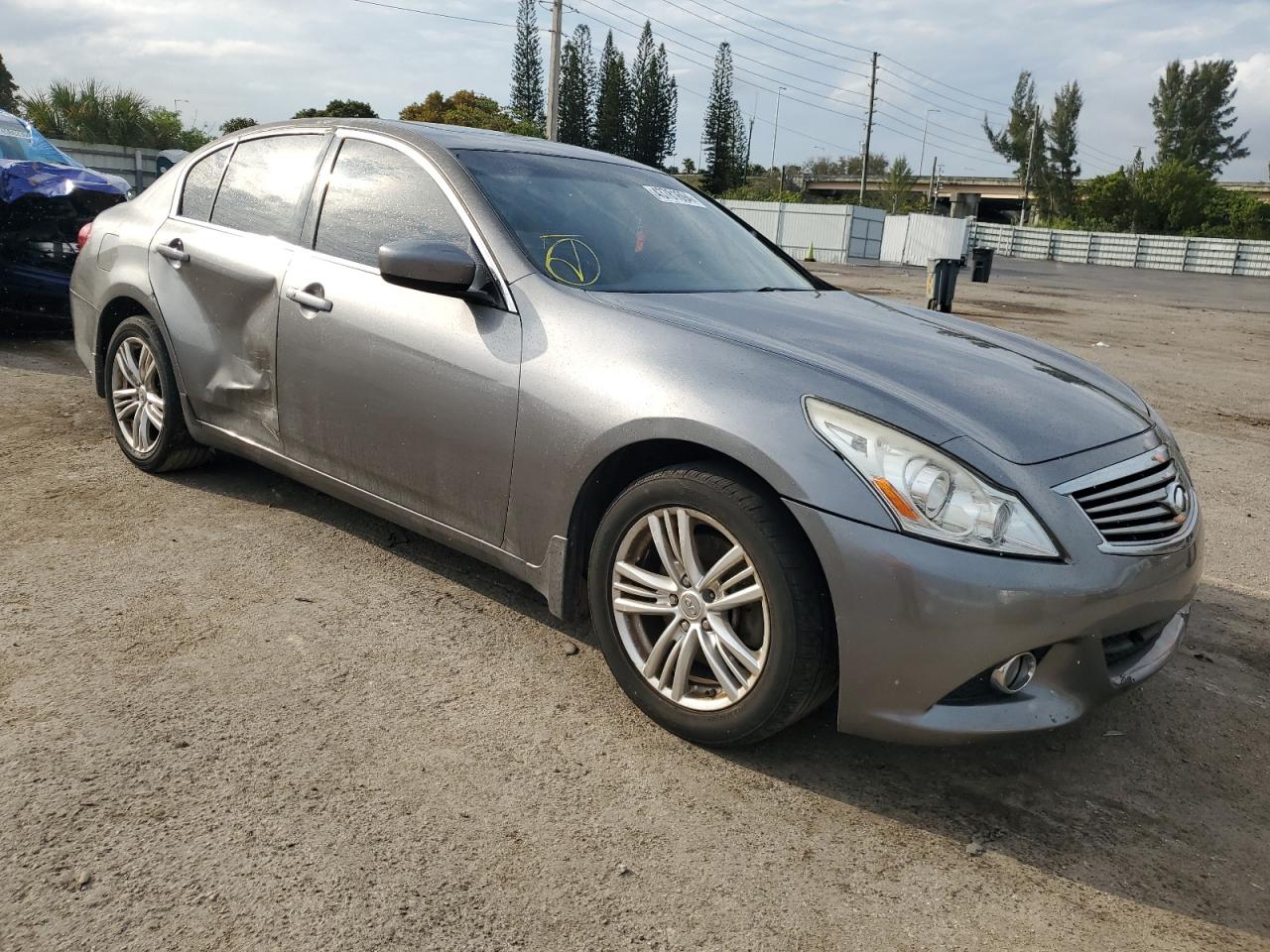 Photo 3 VIN: JN1CV6AR3DM356037 - INFINITI G 