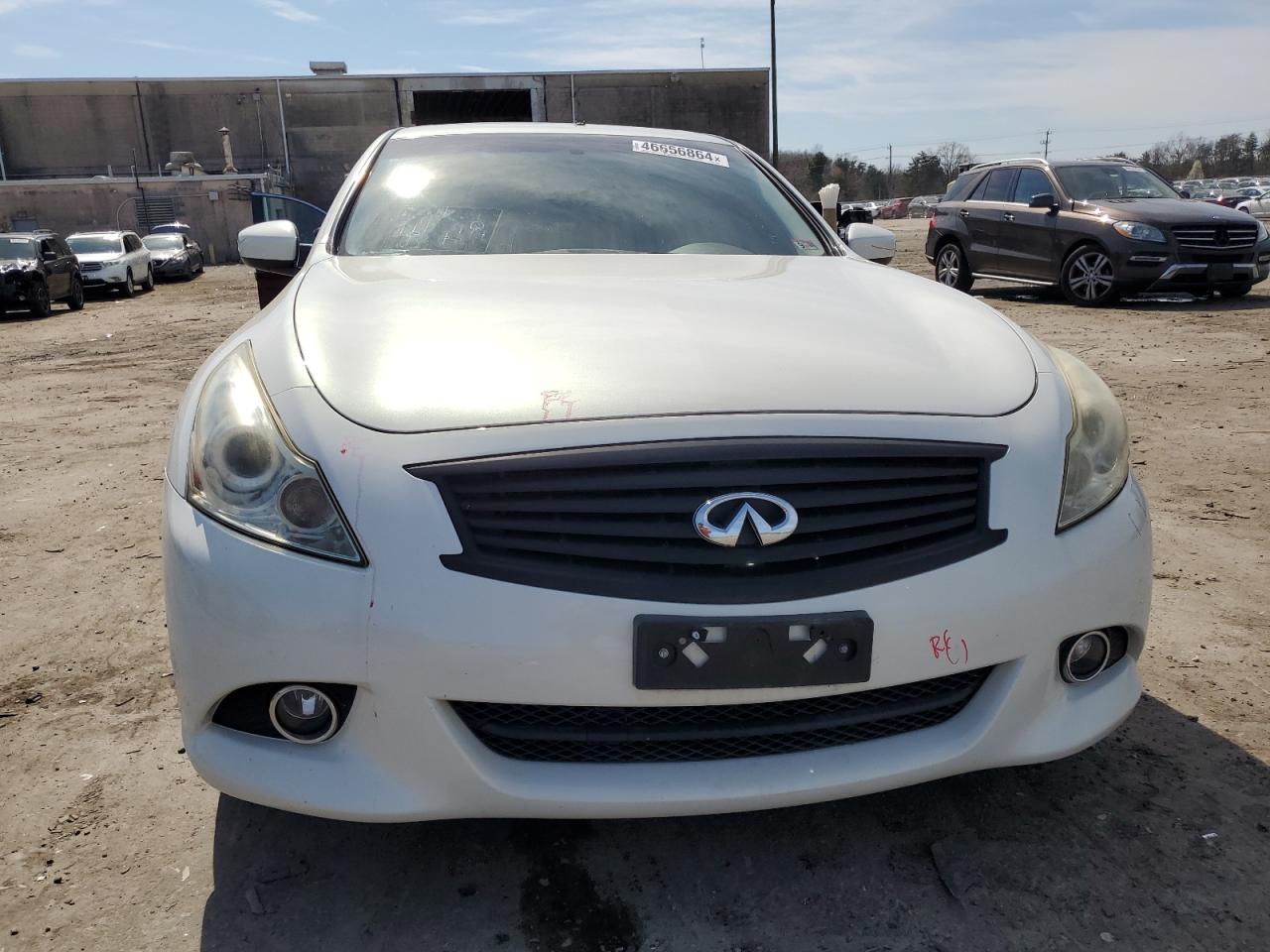 Photo 4 VIN: JN1CV6AR4BM412306 - INFINITI G 