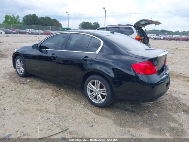 Photo 2 VIN: JN1CV6AR4FM521385 - INFINITI Q40 