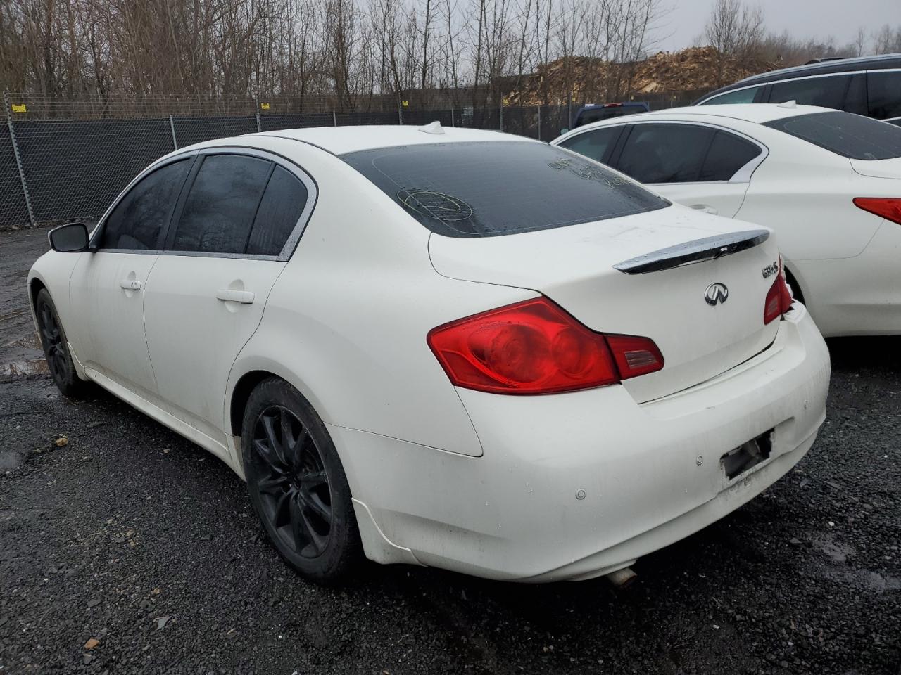 Photo 1 VIN: JN1CV6AR5BM356201 - INFINITI G 