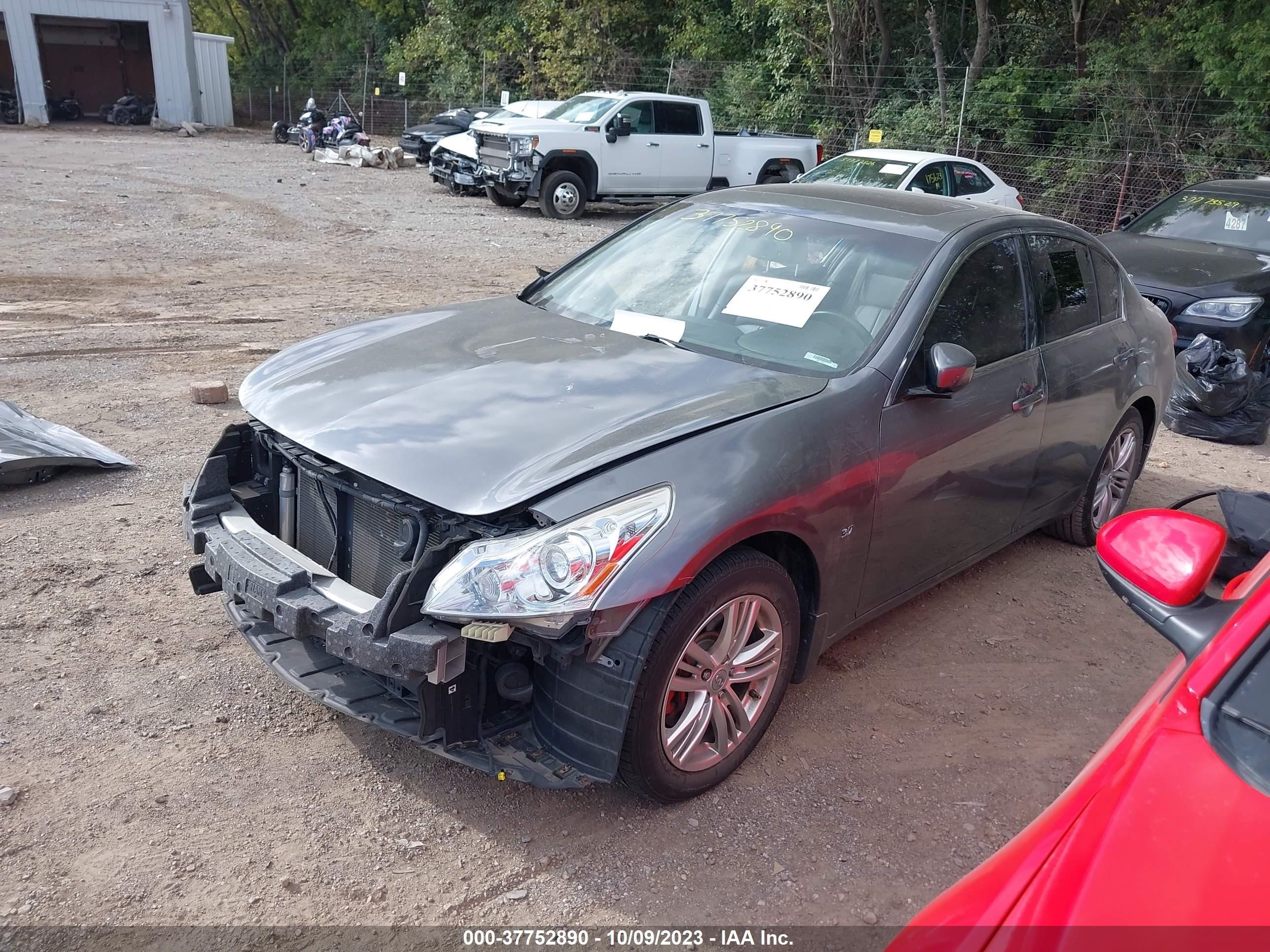 Photo 1 VIN: JN1CV6AR5FM522450 - INFINITI Q40 