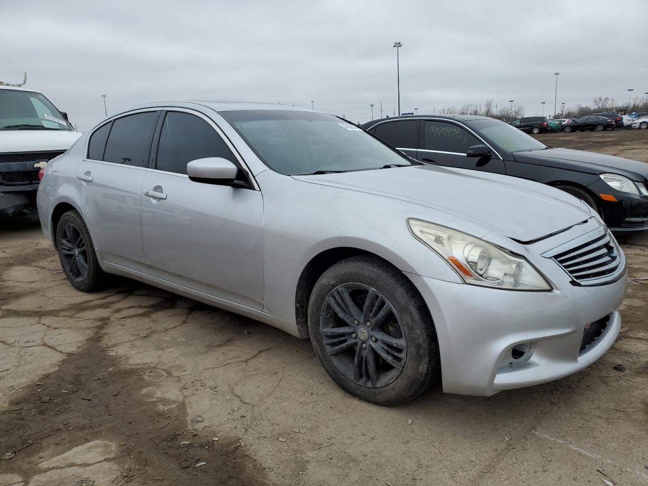 Photo 4 VIN: JN1CV6AR6AM253853 - INFINITI G 