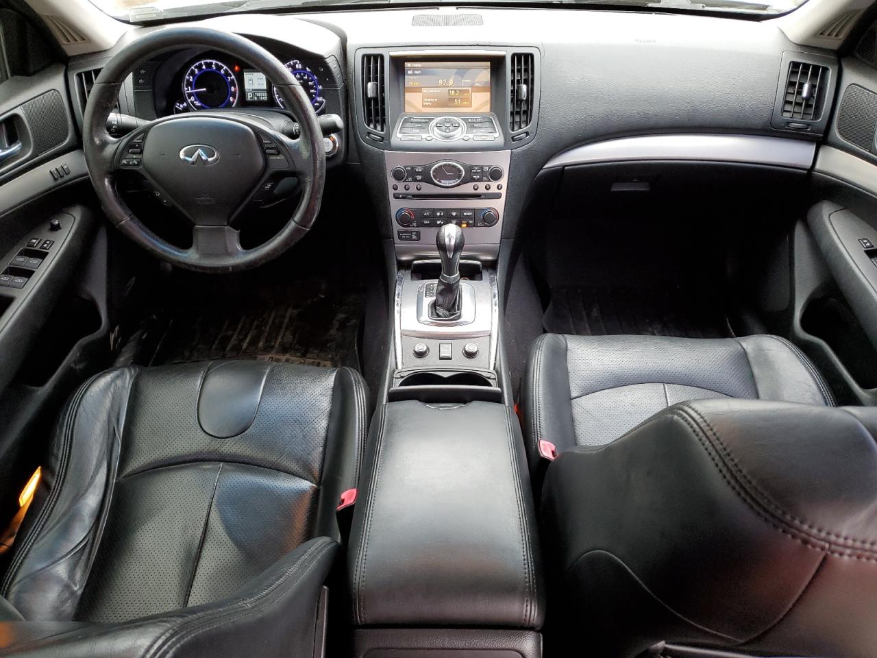 Photo 8 VIN: JN1CV6AR6AM253853 - INFINITI G 