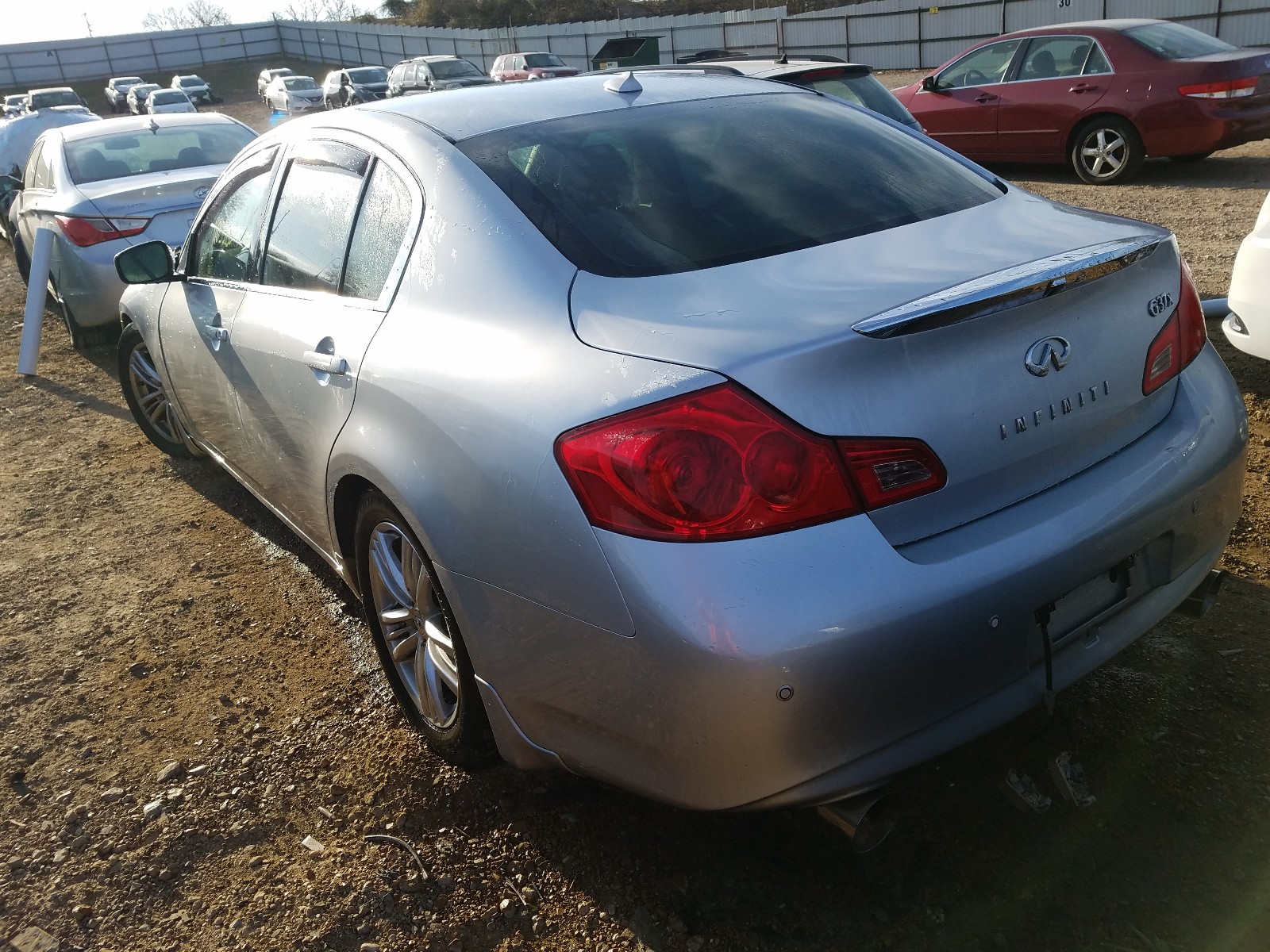 Photo 2 VIN: JN1CV6AR6CM681392 - INFINITI G37 