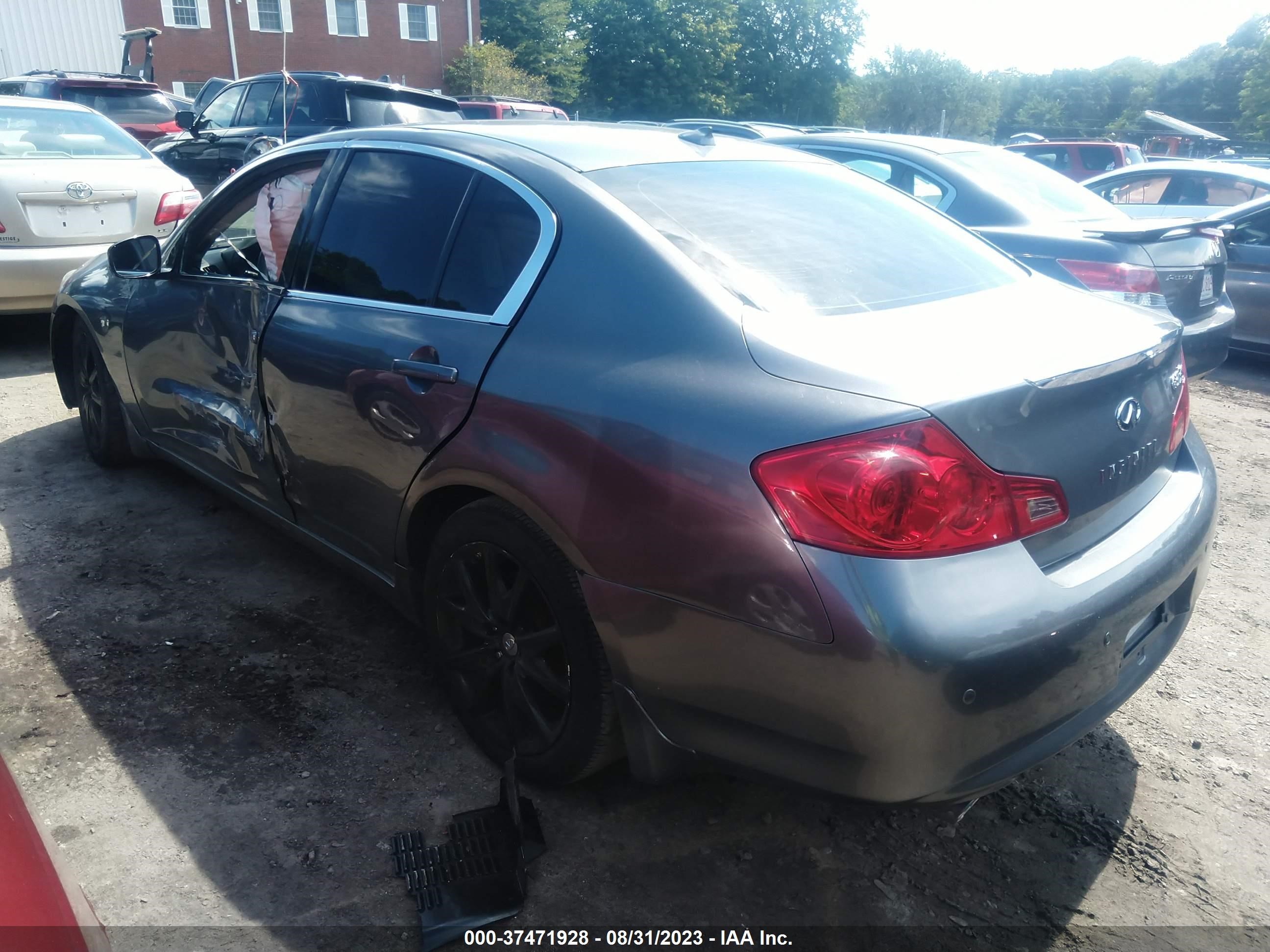 Photo 2 VIN: JN1CV6AR6CM977108 - INFINITI G 