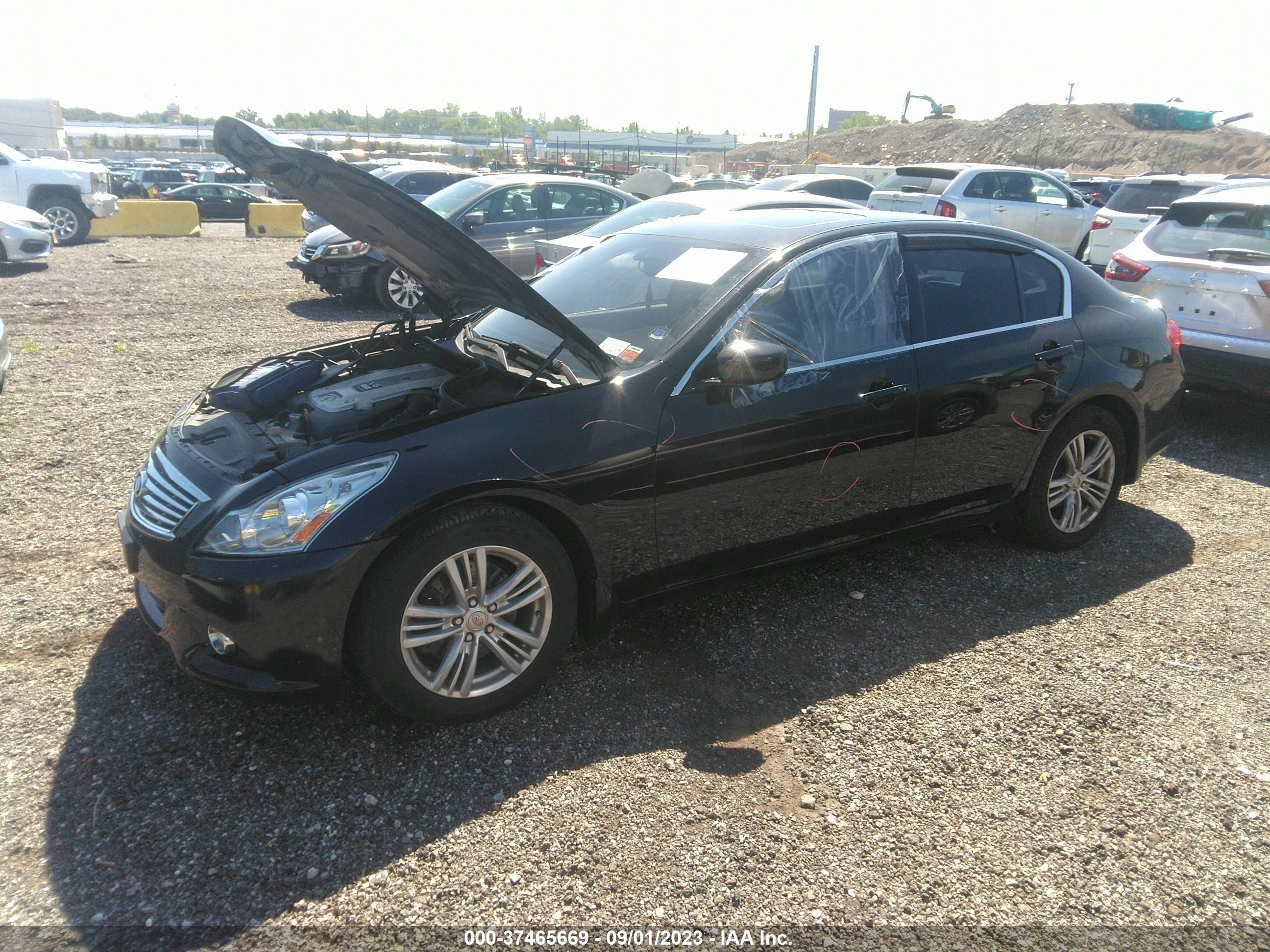 Photo 1 VIN: JN1CV6AR6DM756545 - INFINITI G 