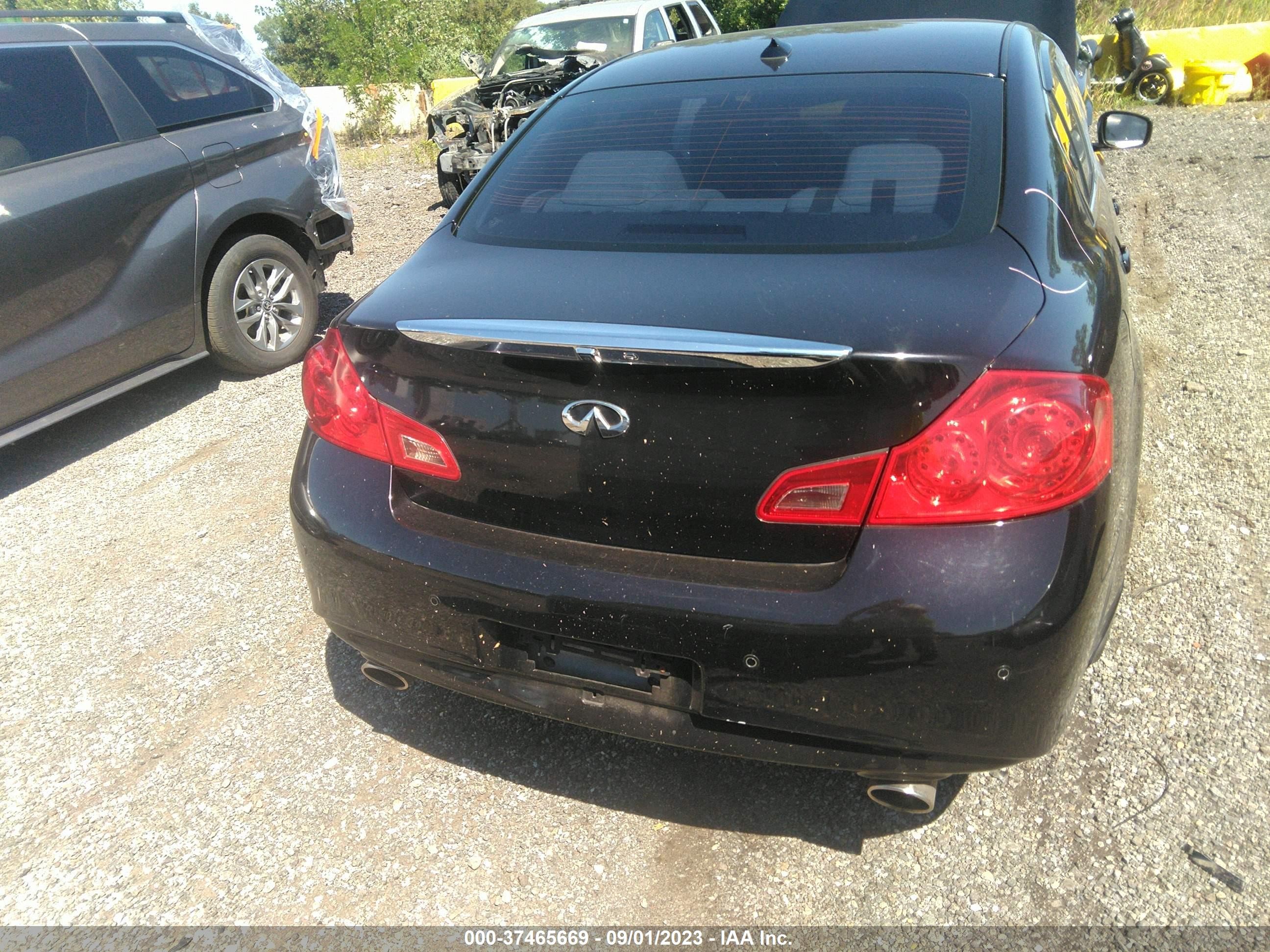 Photo 15 VIN: JN1CV6AR6DM756545 - INFINITI G 