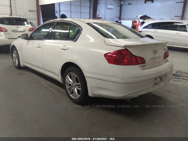 Photo 2 VIN: JN1CV6AR6FM521159 - INFINITI Q40 