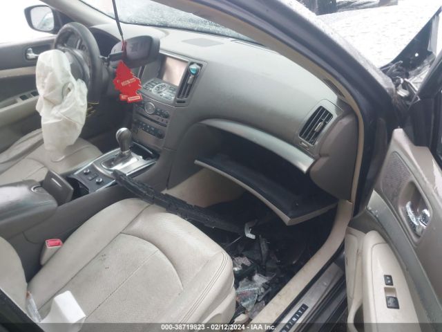 Photo 4 VIN: JN1CV6AR6FM524269 - INFINITI Q40 