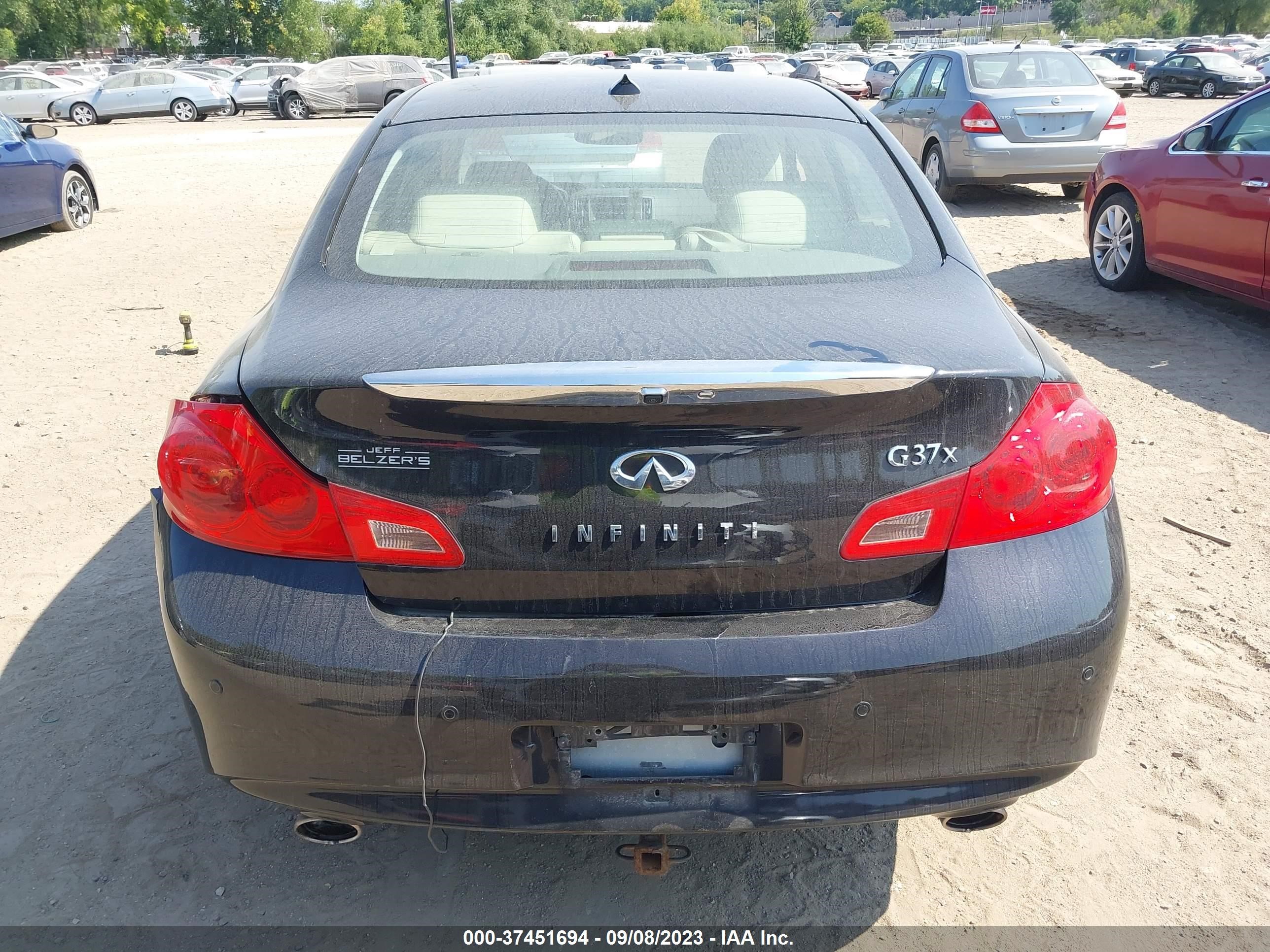 Photo 15 VIN: JN1CV6AR7CM679070 - INFINITI G 