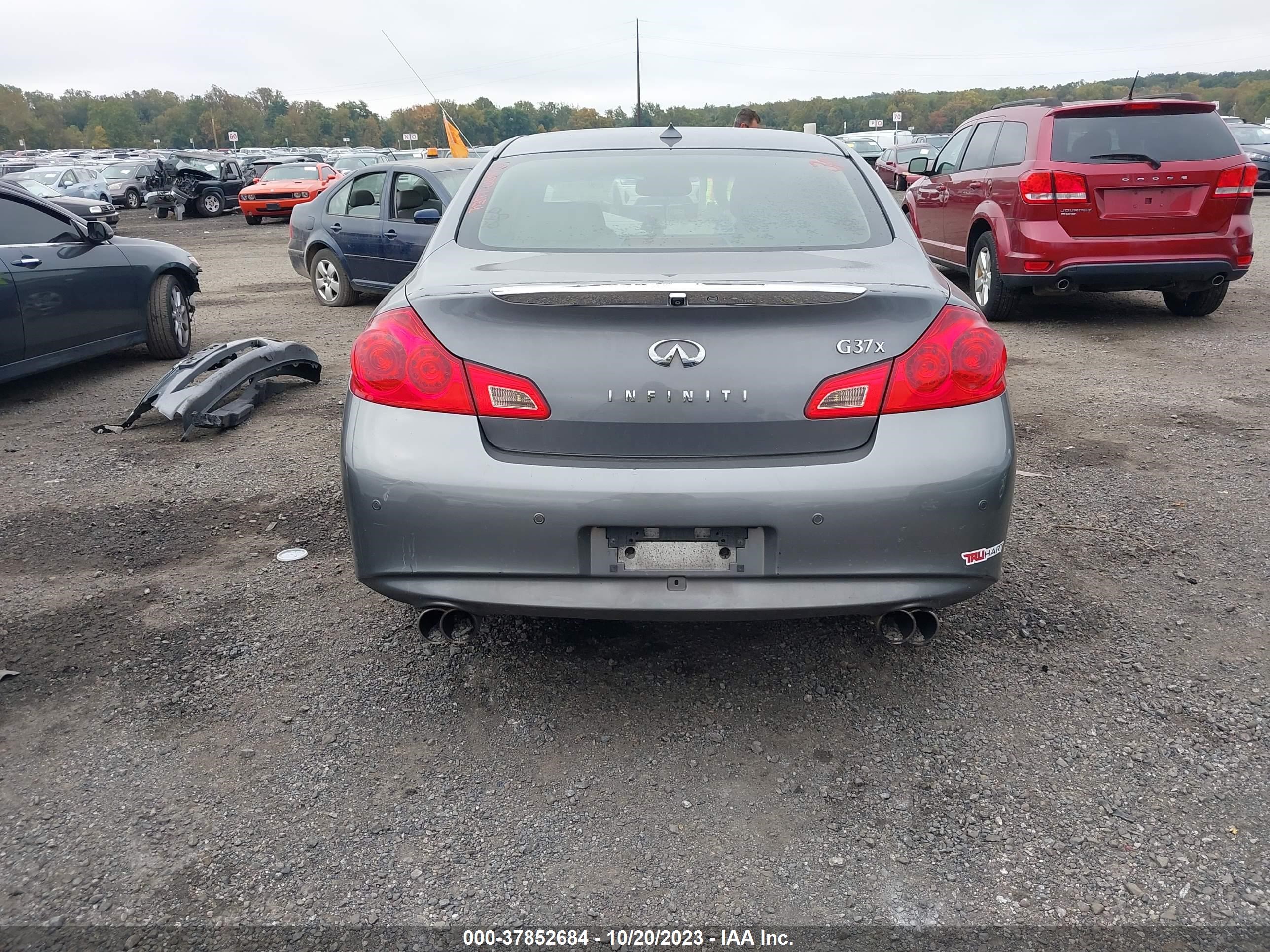 Photo 15 VIN: JN1CV6AR7CM679666 - INFINITI G 