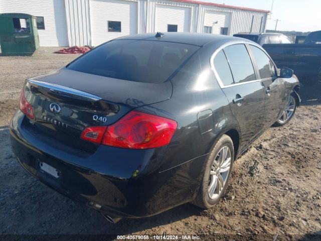 Photo 3 VIN: JN1CV6AR7FM520084 - INFINITI Q40 