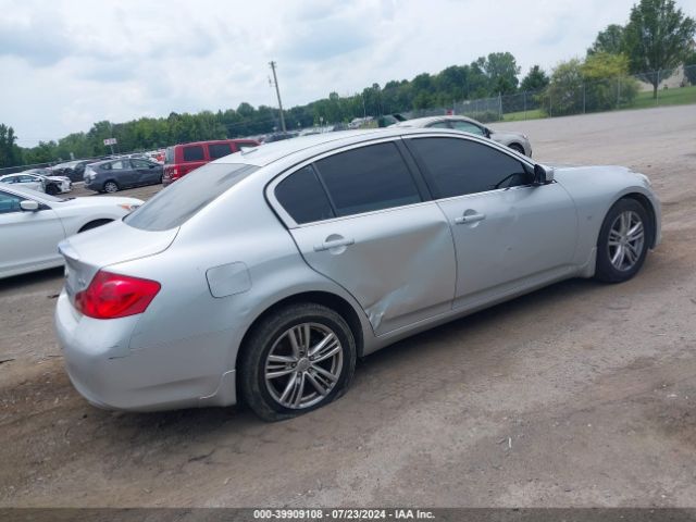 Photo 3 VIN: JN1CV6AR7FM520618 - INFINITI Q40 