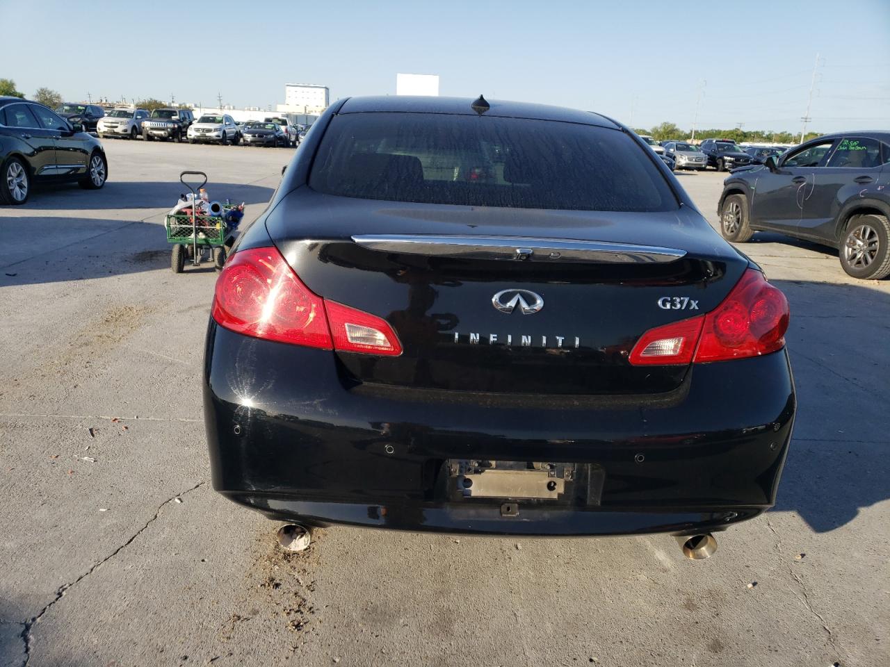 Photo 5 VIN: JN1CV6AR8CM673746 - INFINITI G 