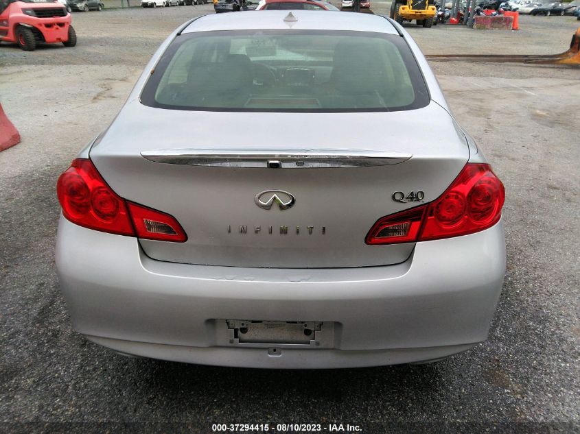 Photo 16 VIN: JN1CV6AR8FM520742 - INFINITI Q40 