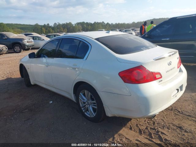 Photo 2 VIN: JN1CV6AR8FM651413 - INFINITI Q40 