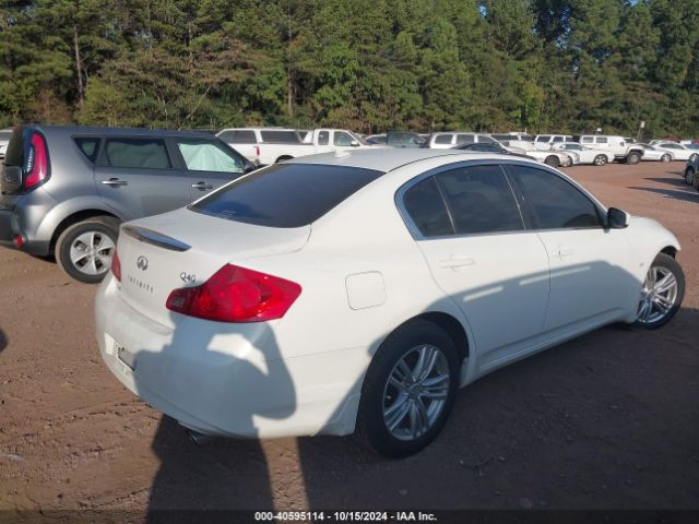 Photo 3 VIN: JN1CV6AR8FM651413 - INFINITI Q40 