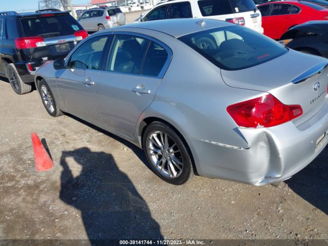 Photo 2 VIN: JN1CV6AR9BM351504 - FORD FOCUS 