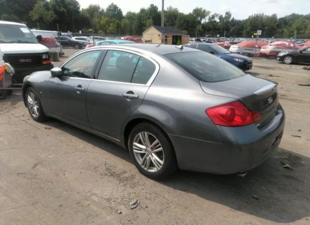 Photo 2 VIN: JN1CV6AR9FM522340 - INFINITI Q40 