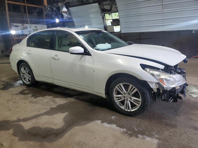 Photo 3 VIN: JN1CV6AR9FM650125 - INFINITI Q40 