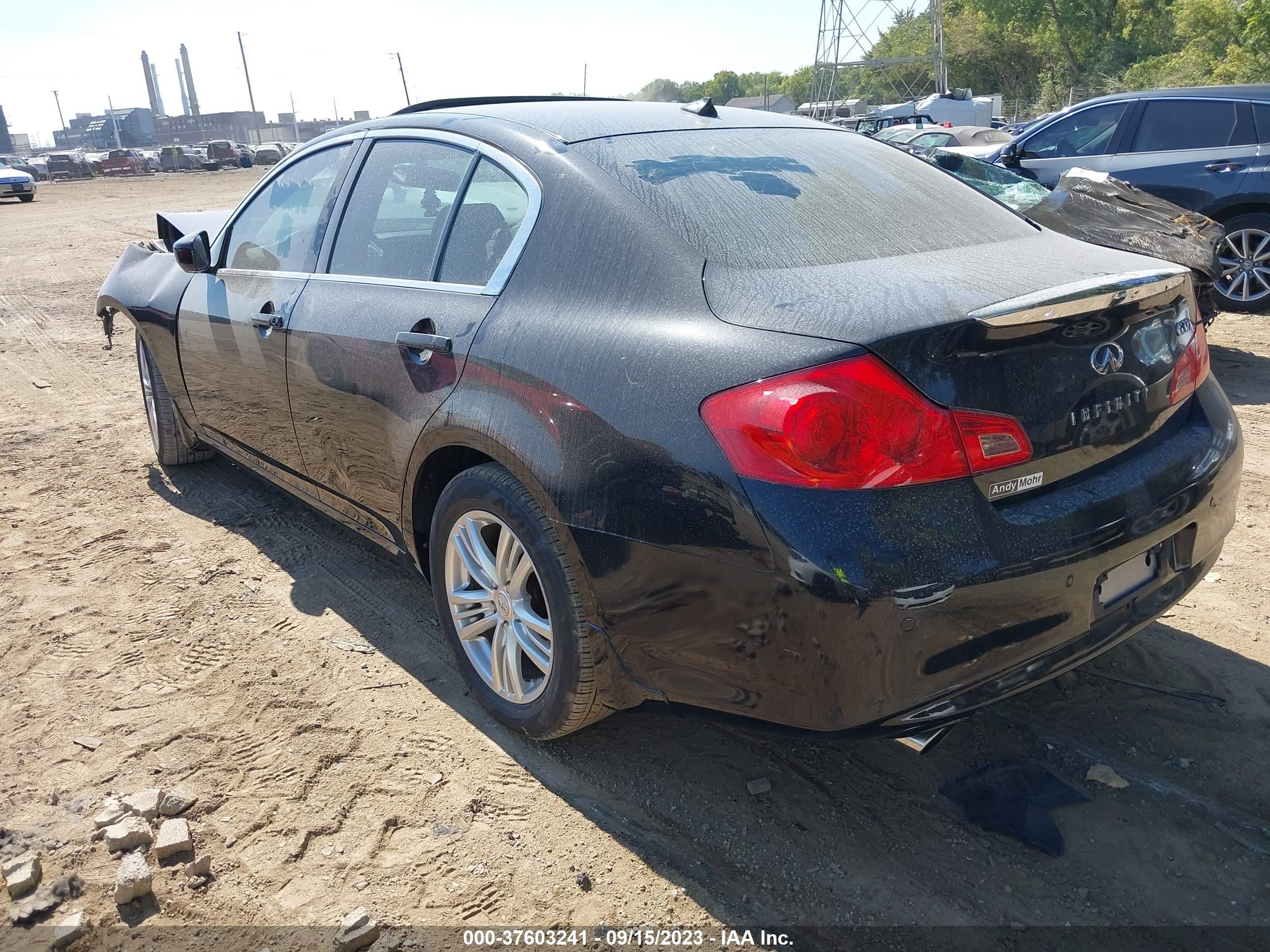 Photo 2 VIN: JN1CV6ARXDM751624 - INFINITI G 